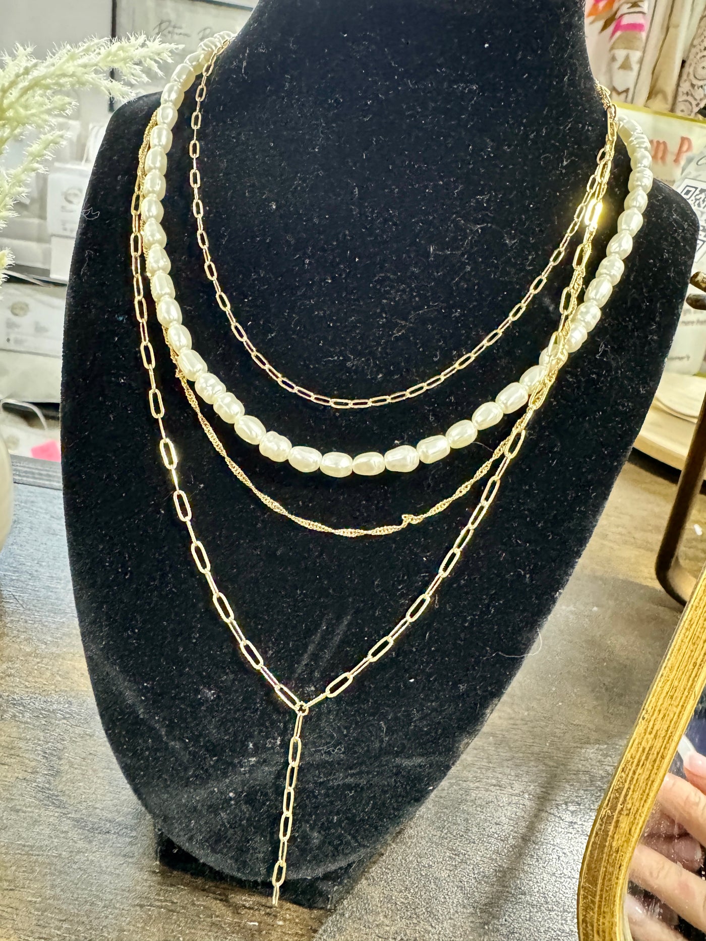 Golden Pearl Elegance Necklace